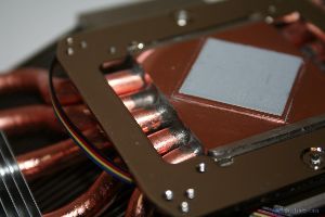 00058 ARCTIC_COOLING_ACCELERO_XTREME_7970_WWW.XTREMEHARDWARE.COM